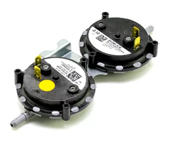 amana-goodman-0130f00440-pressure-switch Amana-Goodman 0130F00440 Pressure Switch